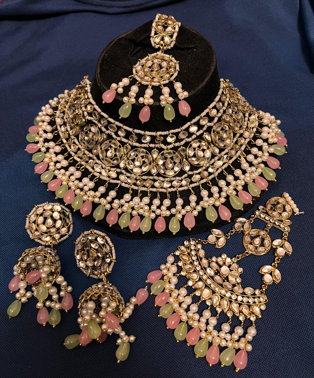 Bridel set
