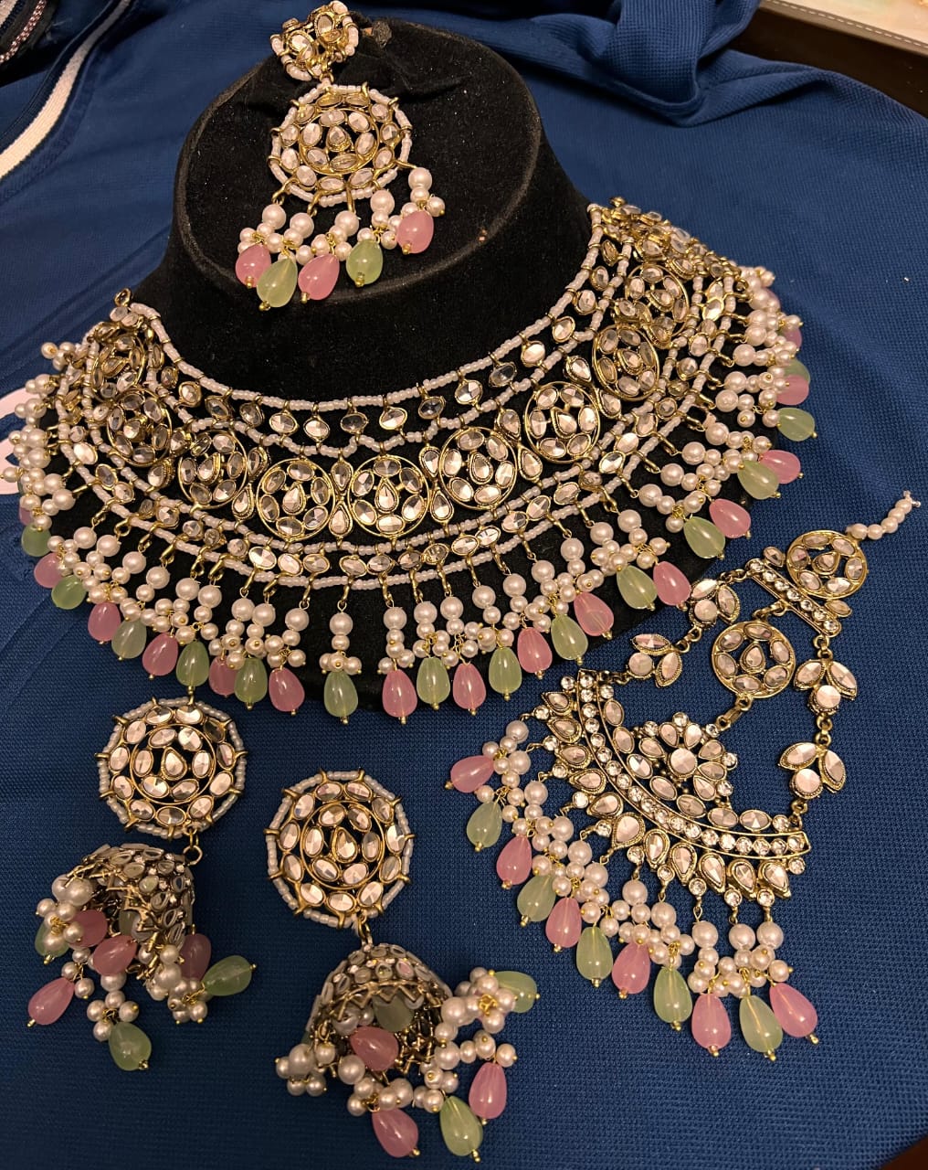 Bridel set