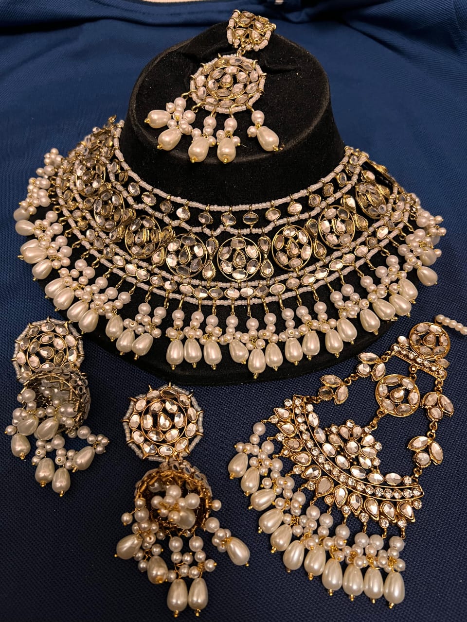 Bridel set