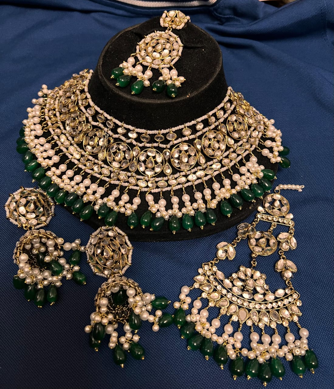 Bridel set