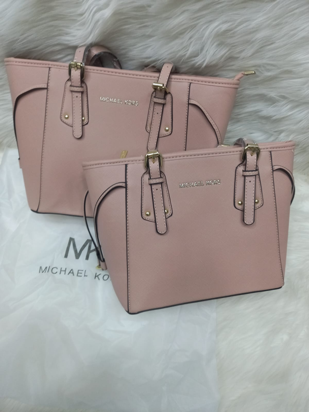 NAME MICHAEL KORS ✨Two piece bag