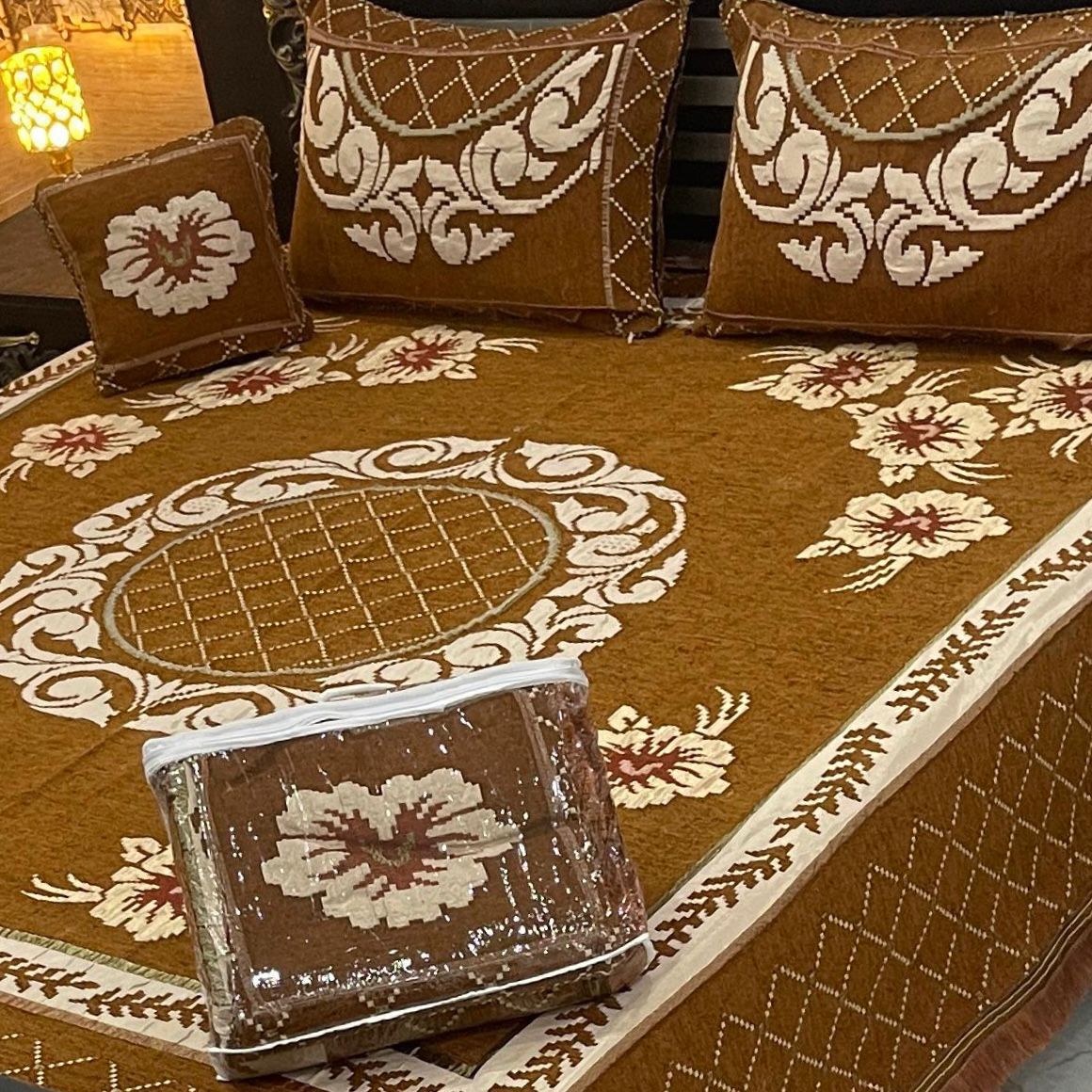 4Pc Velvet Jaquard Bedsheet | King Size