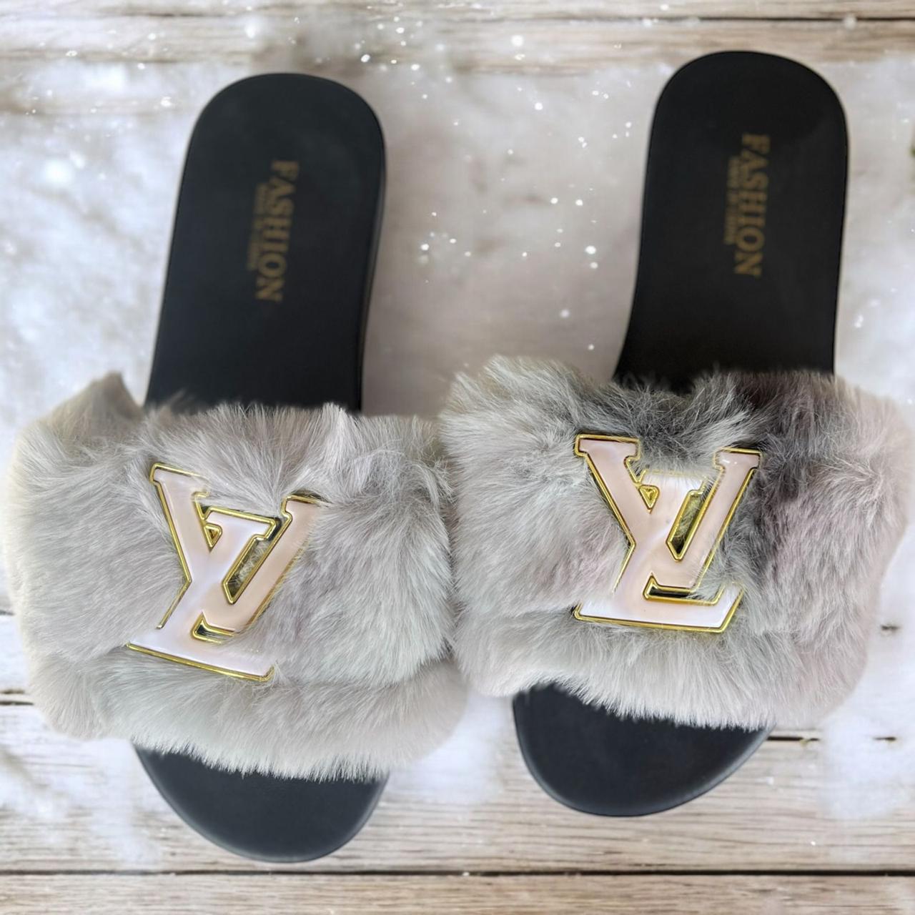 Furr slippers