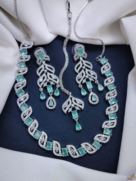 American Diamond🤍🖤 Delicate Design - Image 7