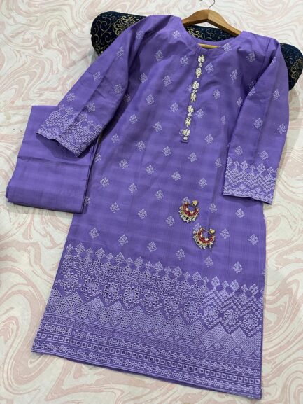 Doria Winter Cotton Chikenkari Embd Shirt+trouzer - Image 4