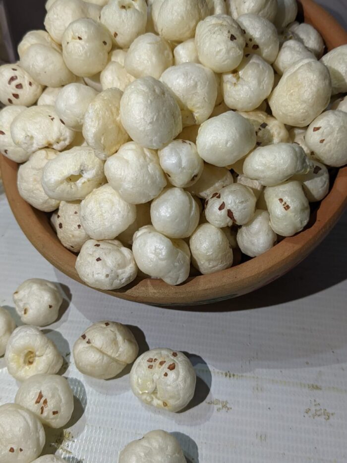 پھول مكهانا دو تین کیٹا گری میں آتا ہے JL JE اور JK پھول مكهانا