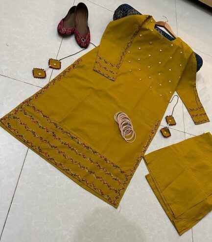 Doria Winter Cotton fabric - Image 7