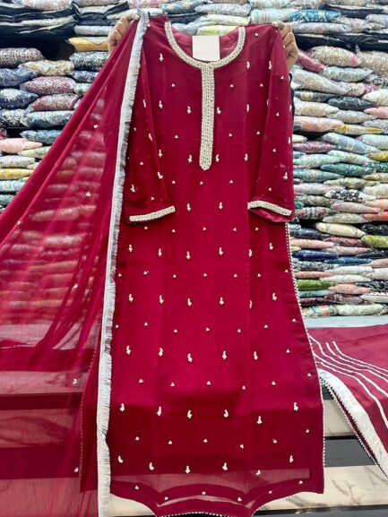 Weeding wear - Image 2