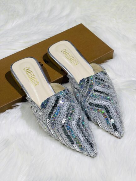 Shoe's - Image 5
