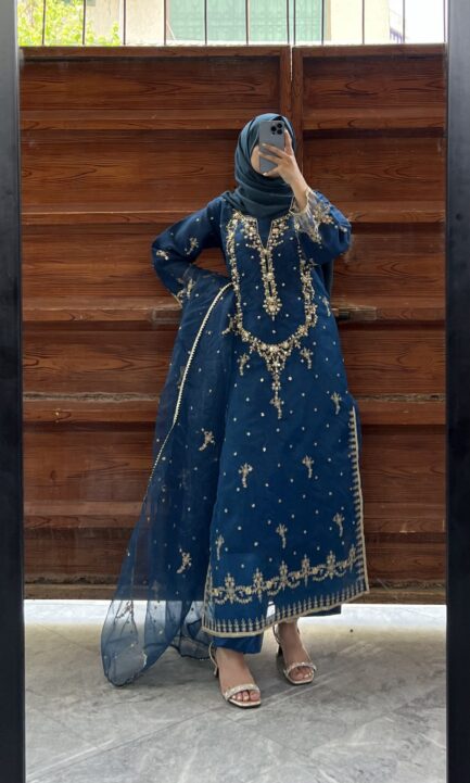 Weeding wear - Image 7