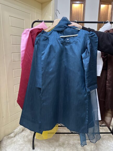 Party wear - Image 5