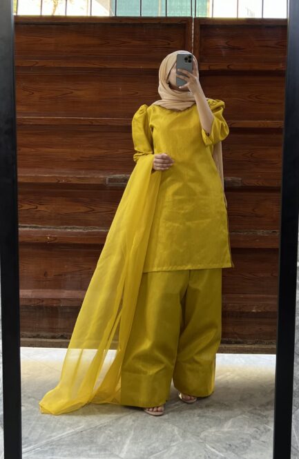 Party wear - Image 7