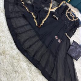 Party wear