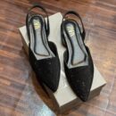 Zara stone flat