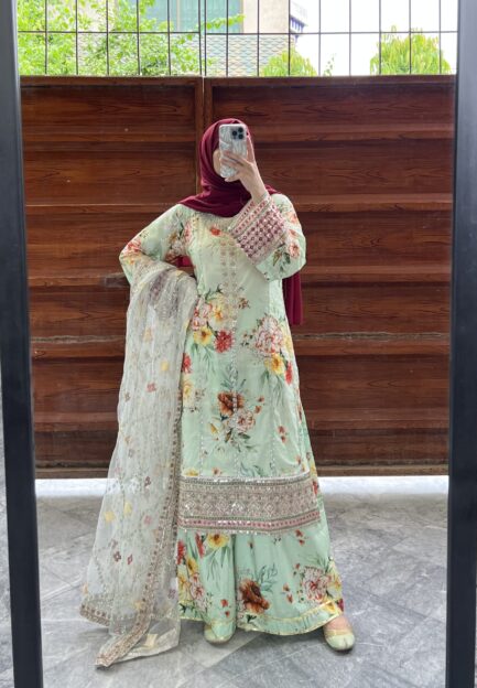 Party wear - Image 3