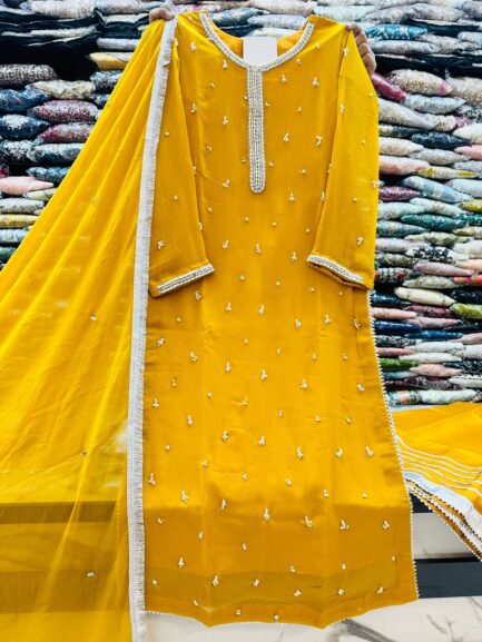 Weeding wear - Image 5