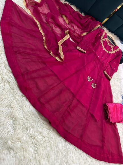 Party wear - Image 6