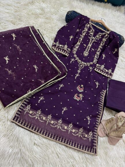 Weeding wear - Image 2