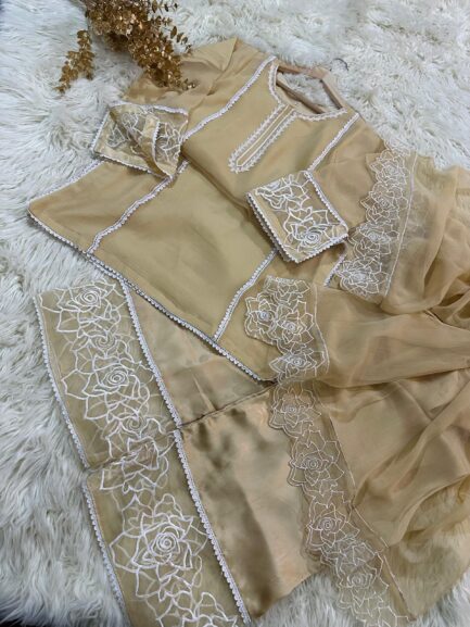 Party wear