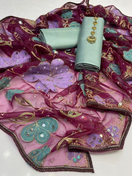 Weeding wear - Image 8