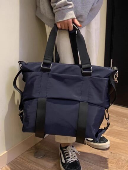 Hand bags - Image 4
