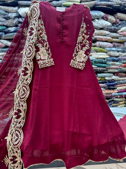 Weeding wear - Image 22