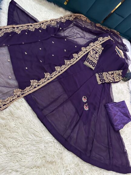 Weeding wear - Image 4