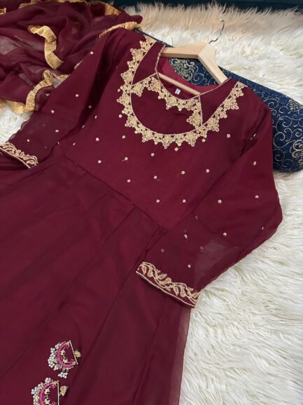 Party wear - Image 4