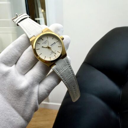 Watch - Image 4