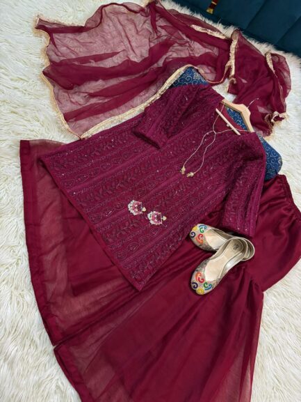 Party wear