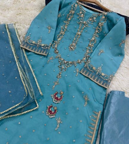 Weeding wear - Image 3