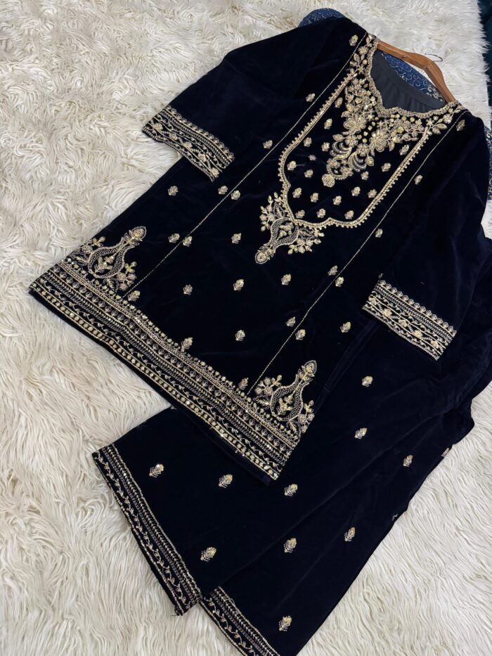 Heavy Sequins tilla Embd