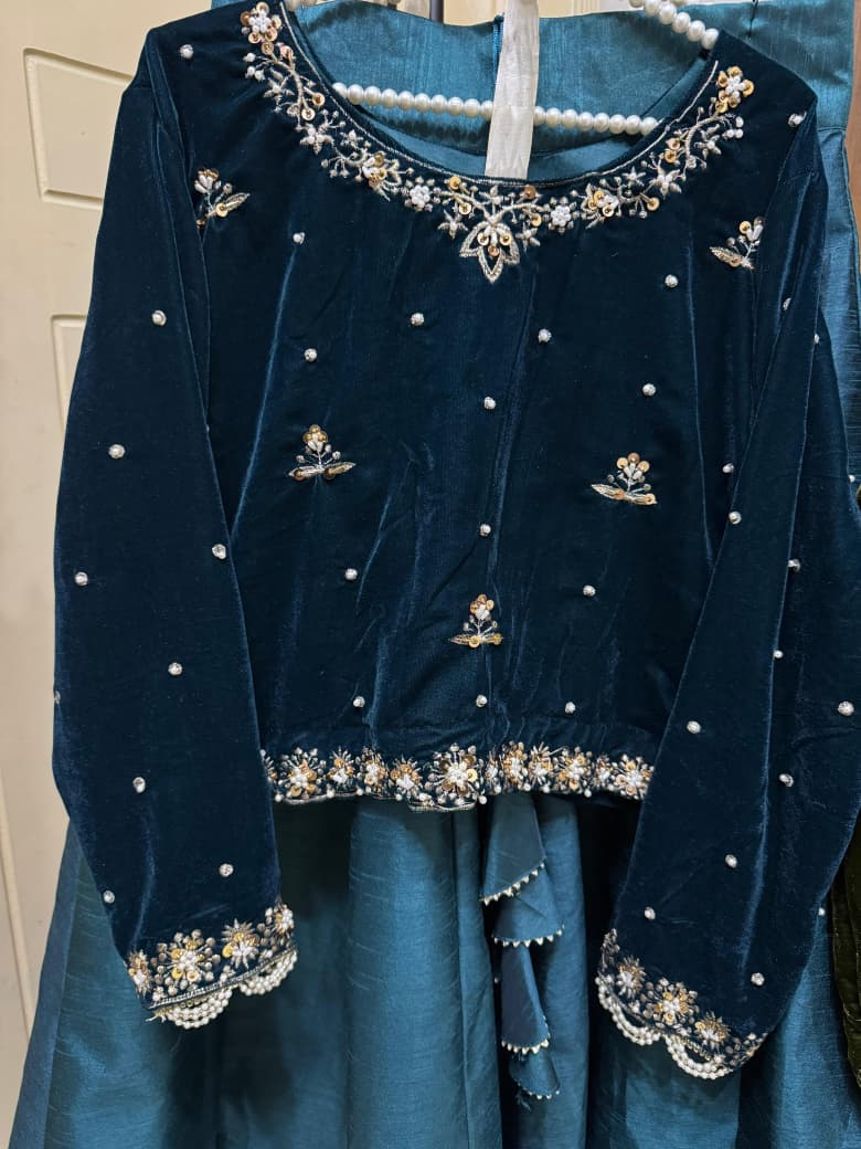 Pure Raw silk Lehnga Embellished with beautiful tussles and gotta Lace - Image 7