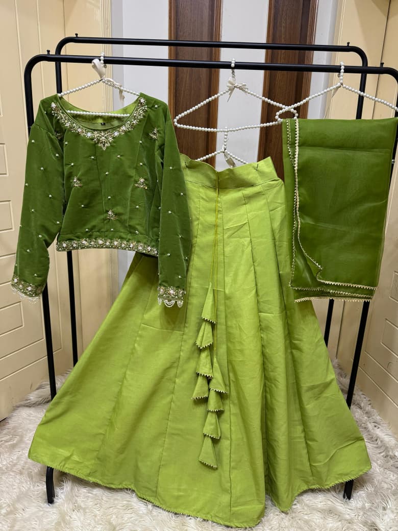 Pure Raw silk Lehnga Embellished with beautiful tussles and gotta Lace - Image 4